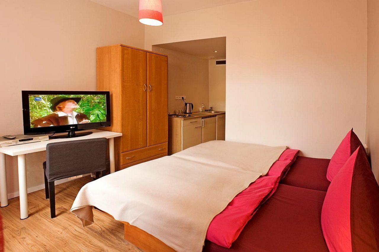 Hotel PurPur Praga Exterior foto